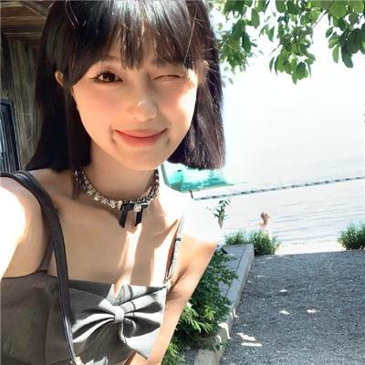 老大不小封面
